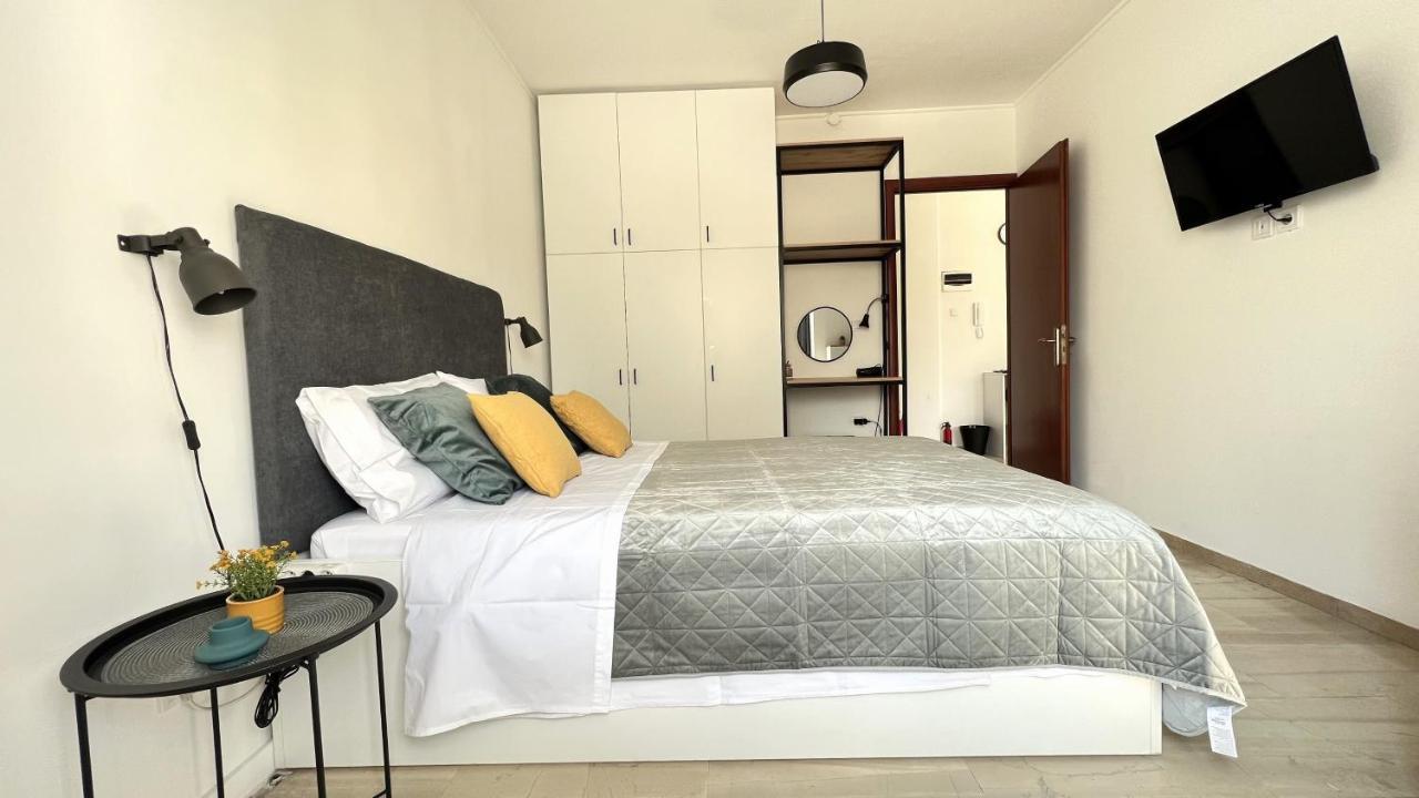 Zeus Bright & New Apartment - 25' Walk To The Acropolis Athen Eksteriør billede
